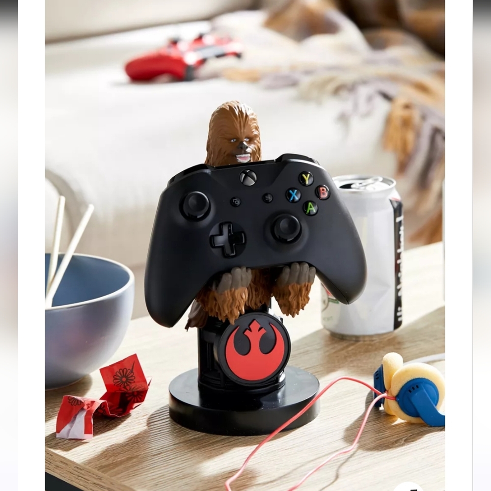 Cable Guys Chewbacca Device Holder. NEW